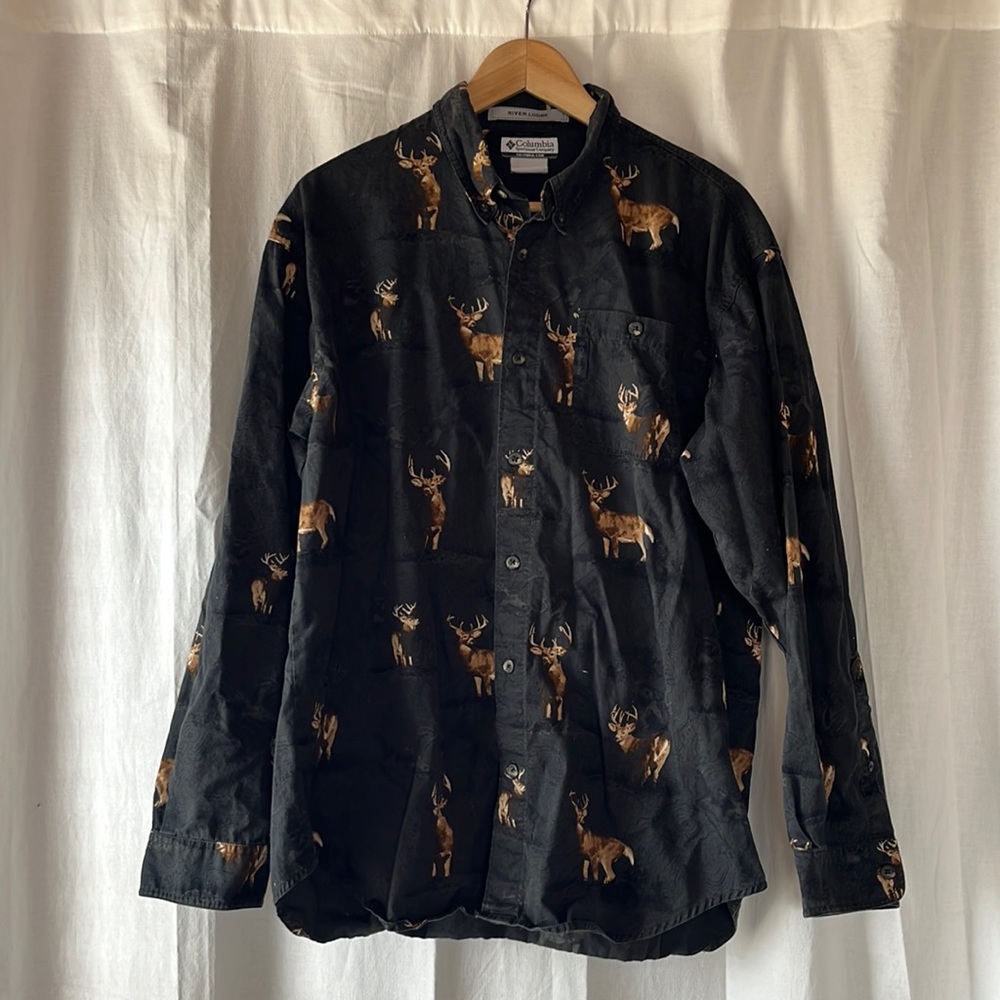 Men’s Columbia River Lodge Long Sleeve Button Down Deer Shirt